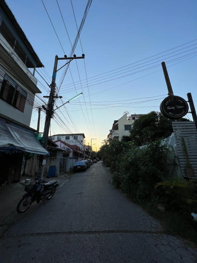 Family Home Chiang Mai Absolute House エクステリア 写真